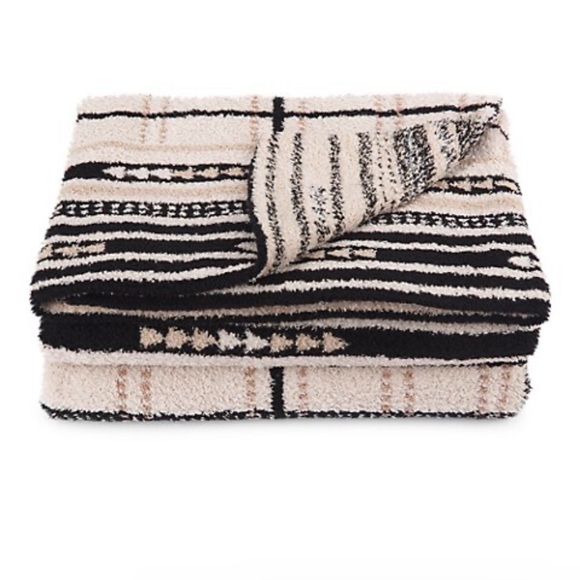 LIMITED ED New Barefoot Dreams Multi Print Mixed Plaid Throw - Picture 2 of 3